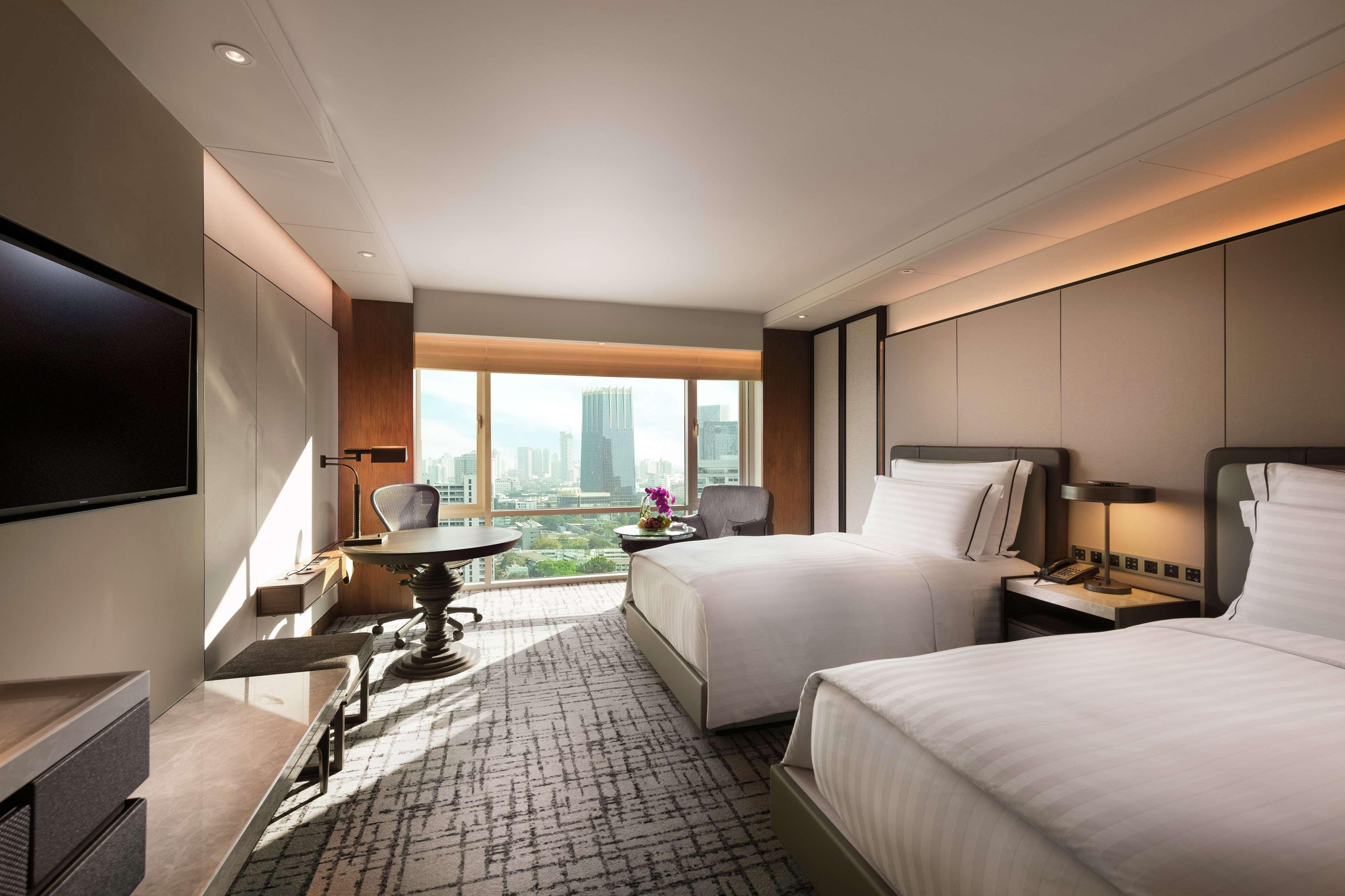 Conrad Bangkok Hotell Eksteriør bilde Deluxe Room