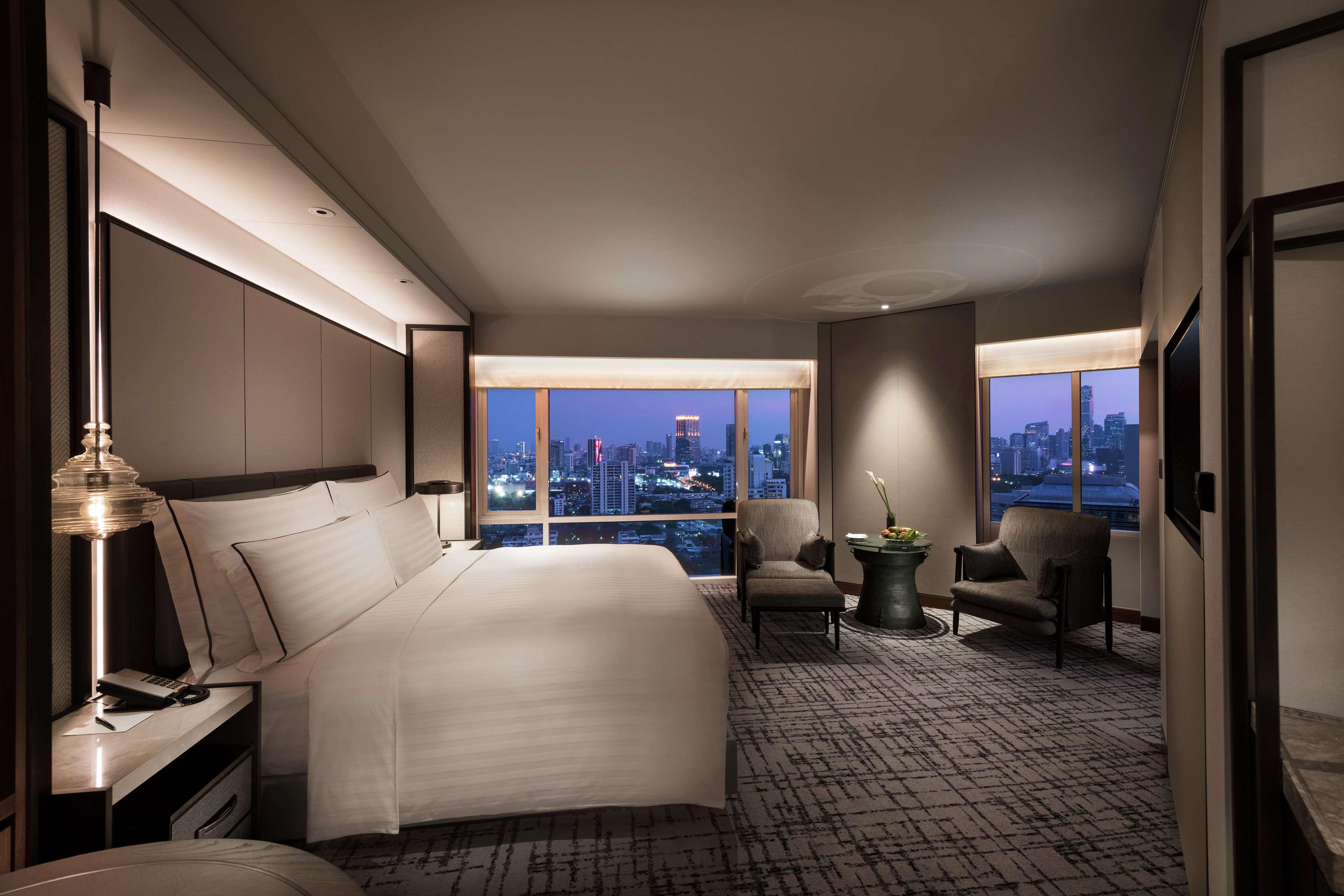 Conrad Bangkok Hotell Eksteriør bilde Deluxe Suite